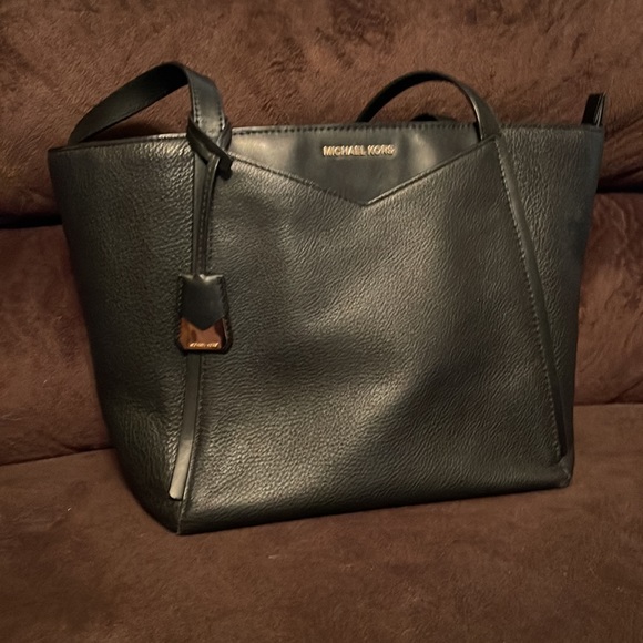 Michael Kors bag, excellent condition. Ready to send. - Picture 2 of 9